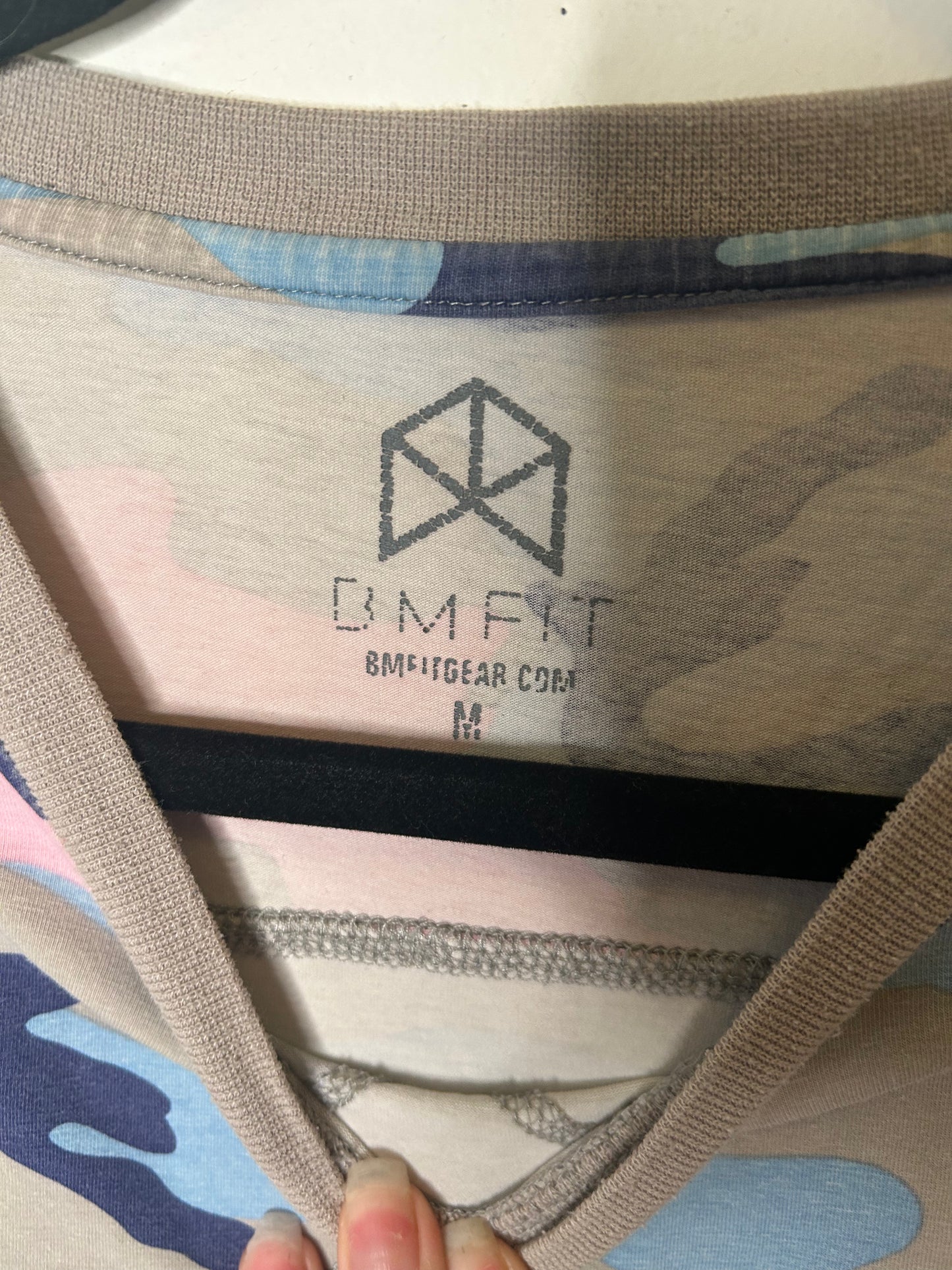 Pink Camo Retro Evic-tee | Medium