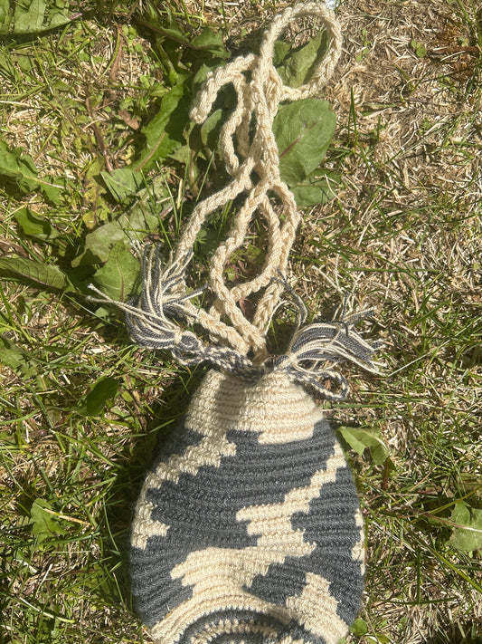Crochet Crème grey mini shoulder