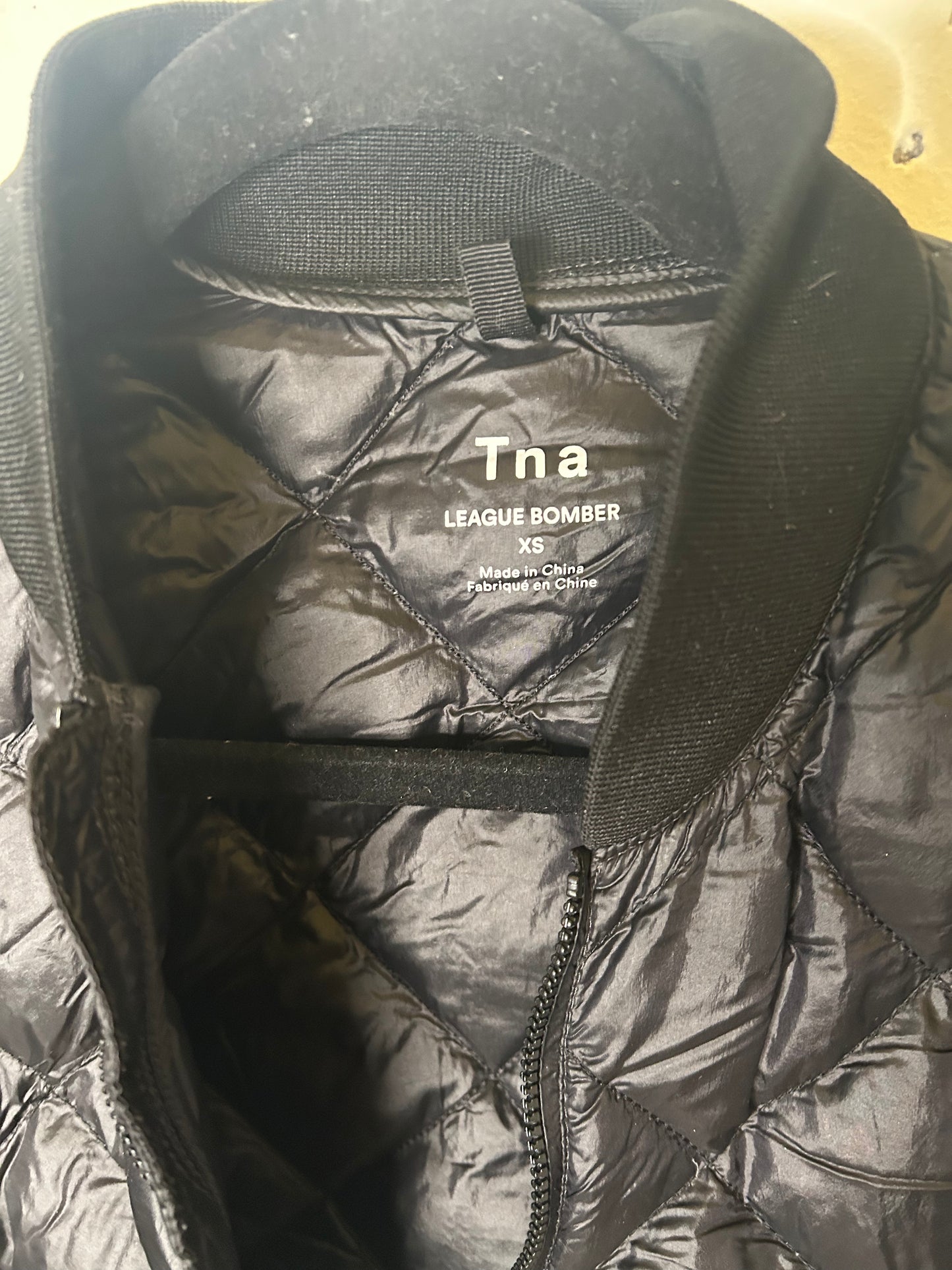 TNA Puffer Bomber Zip Up | XS-S Black