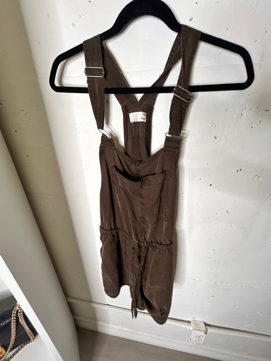 Olive Over-Shorts | Wilfred Free | 2-4
