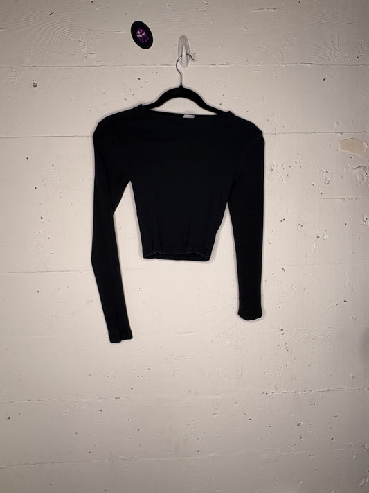 Square cut Black Longsleeve S