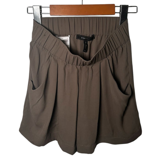 BCBG Every Season Shorts | Sized S